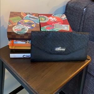 Guess clutch new without tags